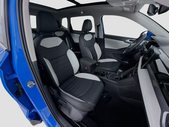 2025 Volkswagen Taos SEL 4MOTION - 23000632 - 29
