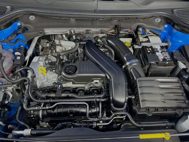 2025 Volkswagen Taos SEL 4MOTION - 23000632 - 31