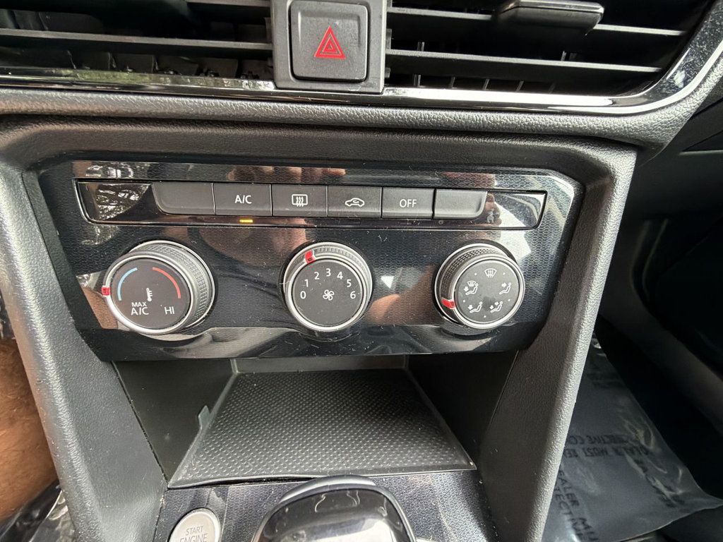 Volkswagen Taos photo 19