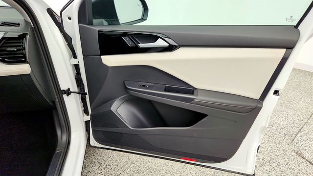2025 Volkswagen Taos S FWD - 23071577 - 24