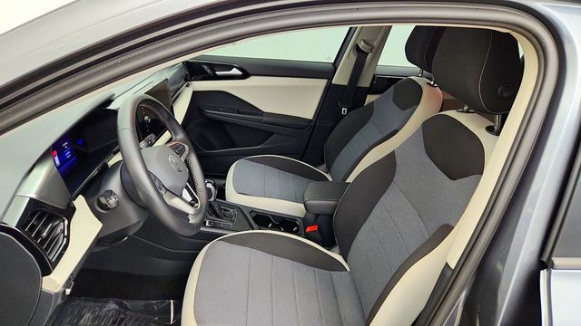 2025 Volkswagen Taos S FWD - 23085043 - 17