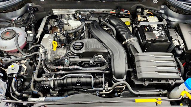 2025 Volkswagen Taos S FWD - 23085043 - 24