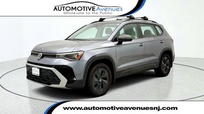 2025 Volkswagen Taos