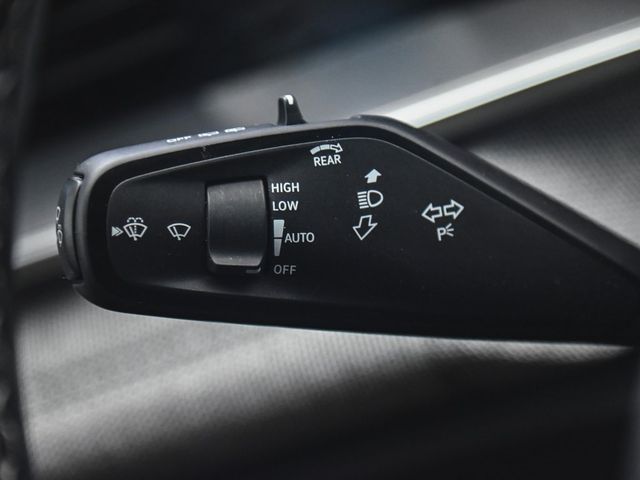 2025 Volkswagen Tiguan 2.0T S - 22960445 - 21