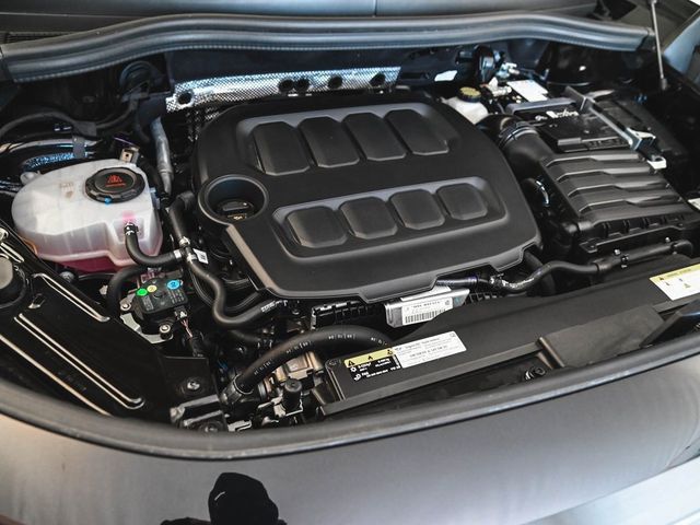 2025 Volkswagen Tiguan 2.0T S - 22960445 - 32