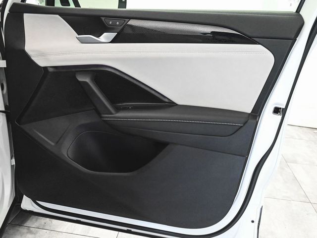 2025 Volkswagen Tiguan 2.0T SE - 23050167 - 9