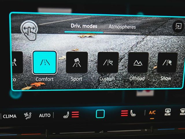 2025 Volkswagen Tiguan 2.0T SE - 23050167 - 20