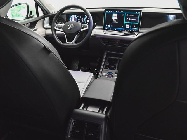 2025 Volkswagen Tiguan 2.0T SE - 23050167 - 33
