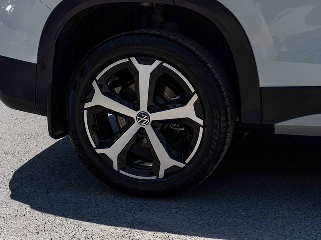 2025 Volkswagen Tiguan 2.0T SE - 23076676 - 9