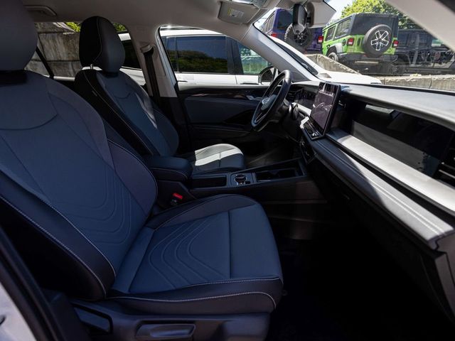 2025 Volkswagen Tiguan 2.0T SE - 23076676 - 28