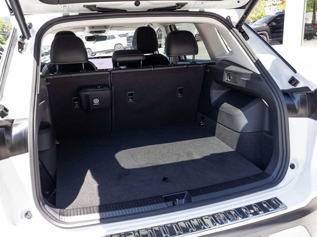 2025 Volkswagen Tiguan 2.0T SE - 23076676 - 31