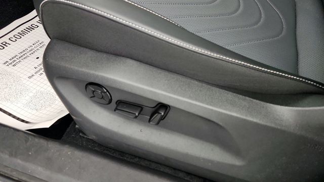 2025 Volkswagen Tiguan 2.0T SE - 22955116 - 10