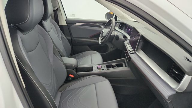 2025 Volkswagen Tiguan 2.0T SE - 22955116 - 22