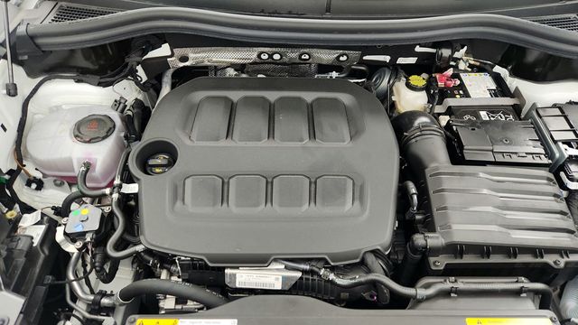 2025 Volkswagen Tiguan 2.0T SE - 22955116 - 25