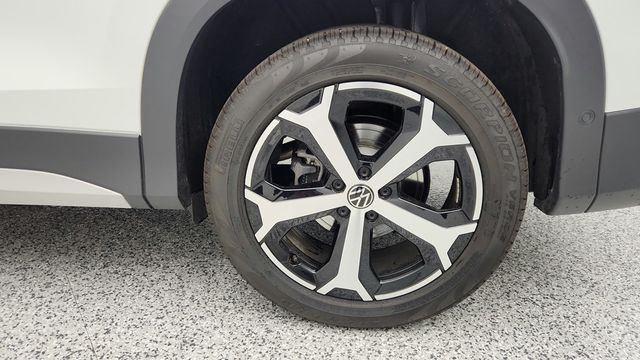 2025 Volkswagen Tiguan 2.0T SE - 22955116 - 8