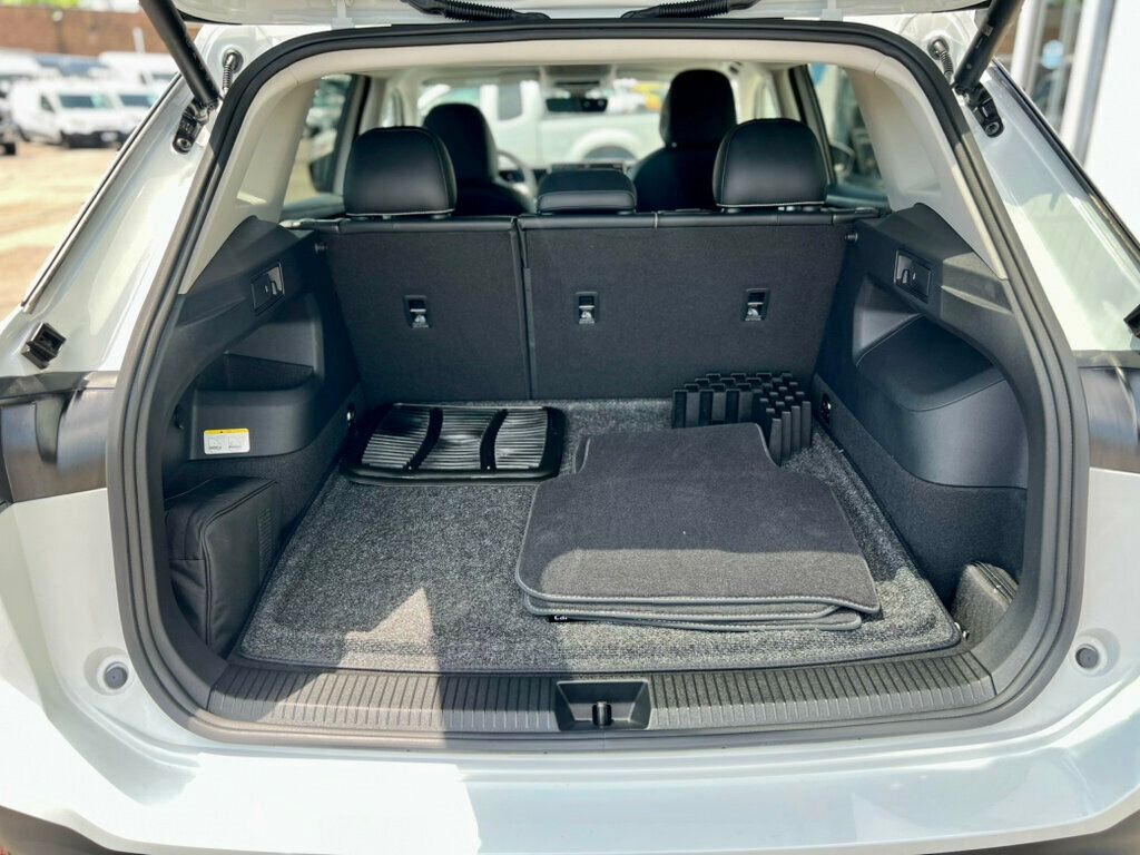 2025 Volkswagen Tiguan 2.0T SE FWD - 23030275 - 6