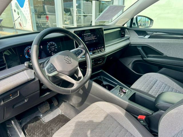 2025 Volkswagen Tiguan 2.0T S FWD - 23031356 - 8
