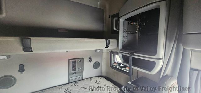 2025 Volvo 760  - 23026819 - 19