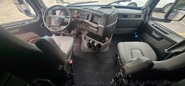 2025 Volvo 760  - 23026819 - 21