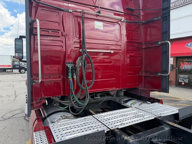 2025 Volvo 760  - 23043299 - 10