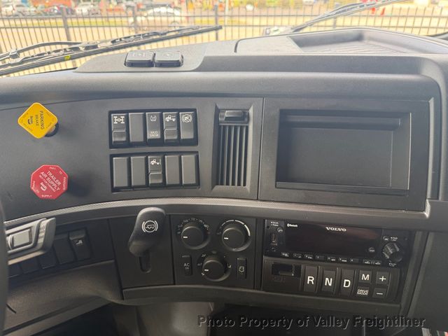 2025 Volvo 760  - 23043299 - 15