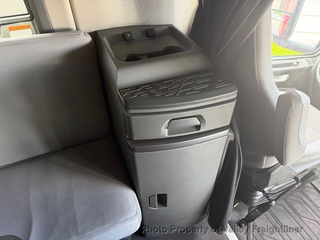 2025 Volvo 760  - 23043299 - 20