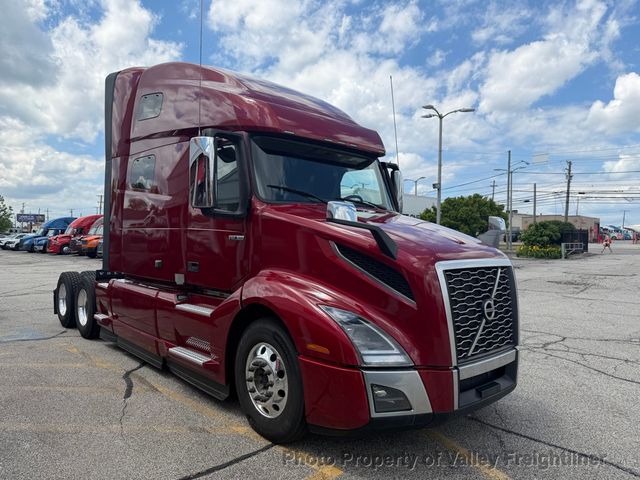 2025 Volvo 760  - 23043299 - 3