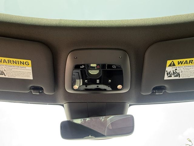 2025 Volvo EX30 Twin Motor AWD Plus w/ Climate Pkg - 23065355 - 7
