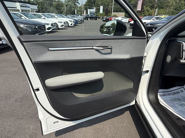 2025 Volvo EX30 Twin Motor AWD Plus w/ Climate Pkg - 23065355 - 8