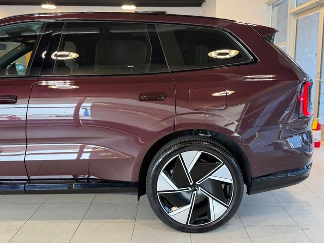2025 Volvo EX90 Twin Motor Performance Ultra 6-Seater - 23054418 - 8