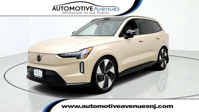 2025 Volvo EX90