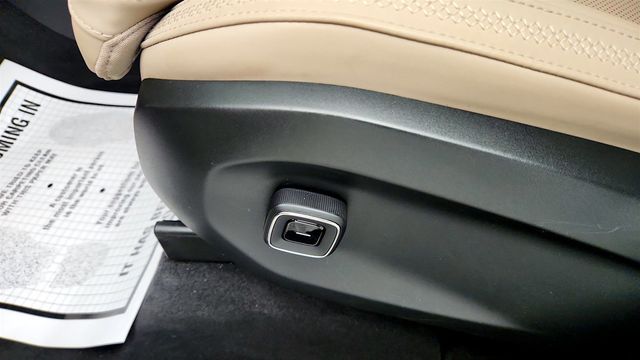 2025 Volvo EX90 Twin Motor Performance Ultra 6-Seater - 23079648 - 11
