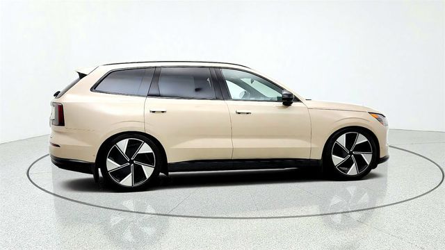2025 Volvo EX90 Twin Motor Performance Ultra 6-Seater - 23079648 - 3