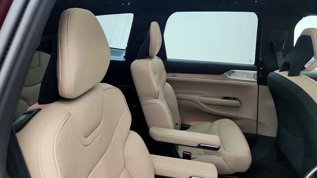 2025 Volvo EX90 Twin Motor Performance Ultra 6-Seater w/ Bowers & Wilkins Audio - 23040032 - 20