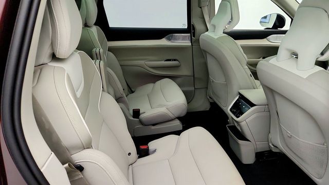 2025 Volvo EX90 Twin Motor Performance Ultra 6-Seater w/ Bowers & Wilkins Audio - 23040239 - 22