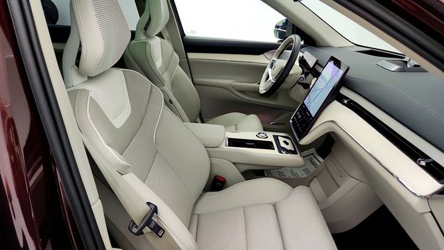 2025 Volvo EX90 Twin Motor Performance Ultra 6-Seater w/ Bowers & Wilkins Audio - 23040239 - 23