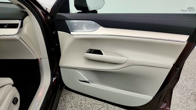 2025 Volvo EX90 Twin Motor Performance Ultra 6-Seater w/ Bowers & Wilkins Audio - 23040239 - 25