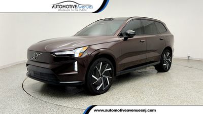 2025 Volvo EX90