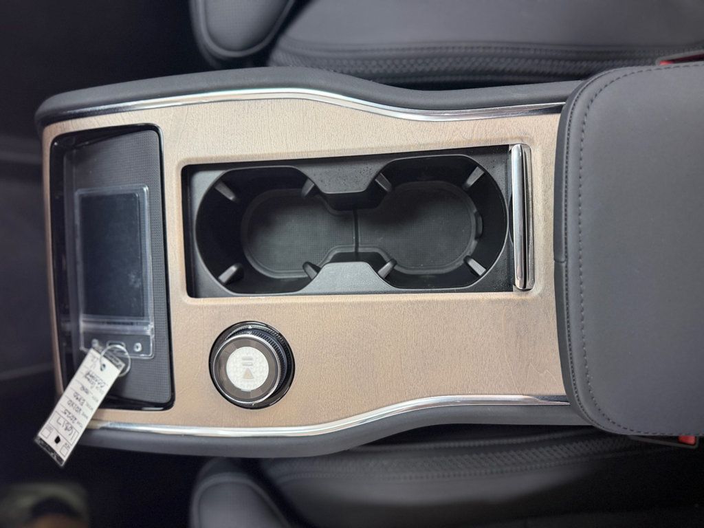 2025 Volvo EX90 Twin Motor Performance Ultra 7-Seater - 23048521 - 30