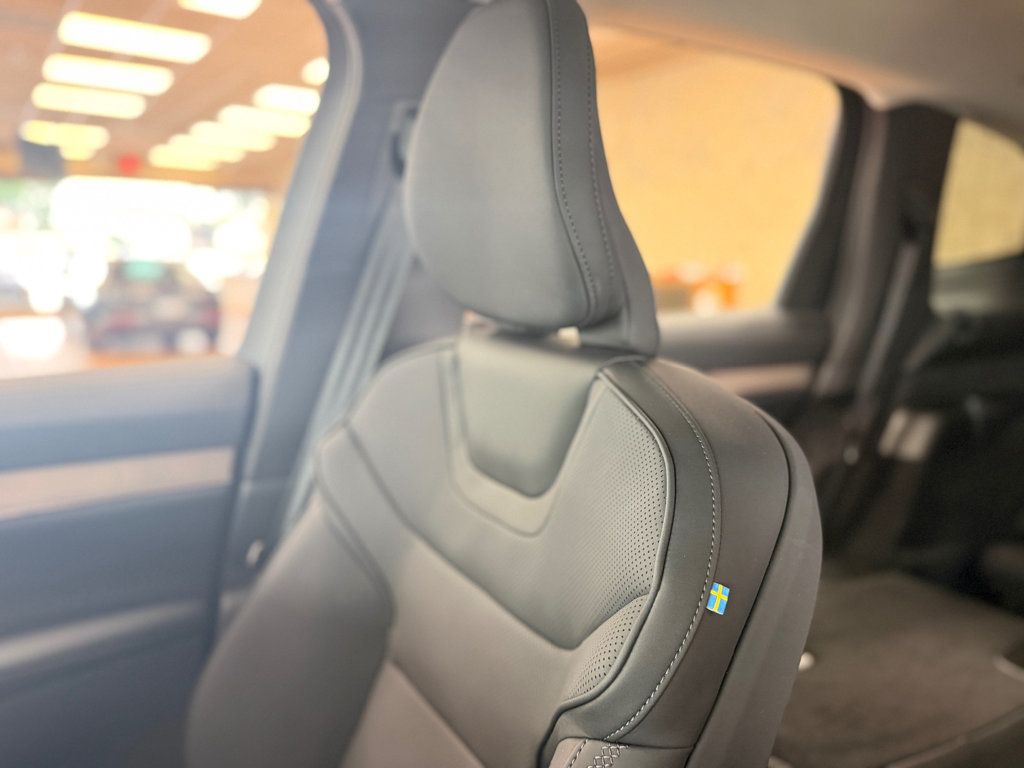 2025 Volvo EX90 Twin Motor Performance Ultra 7-Seater - 23048521 - 33