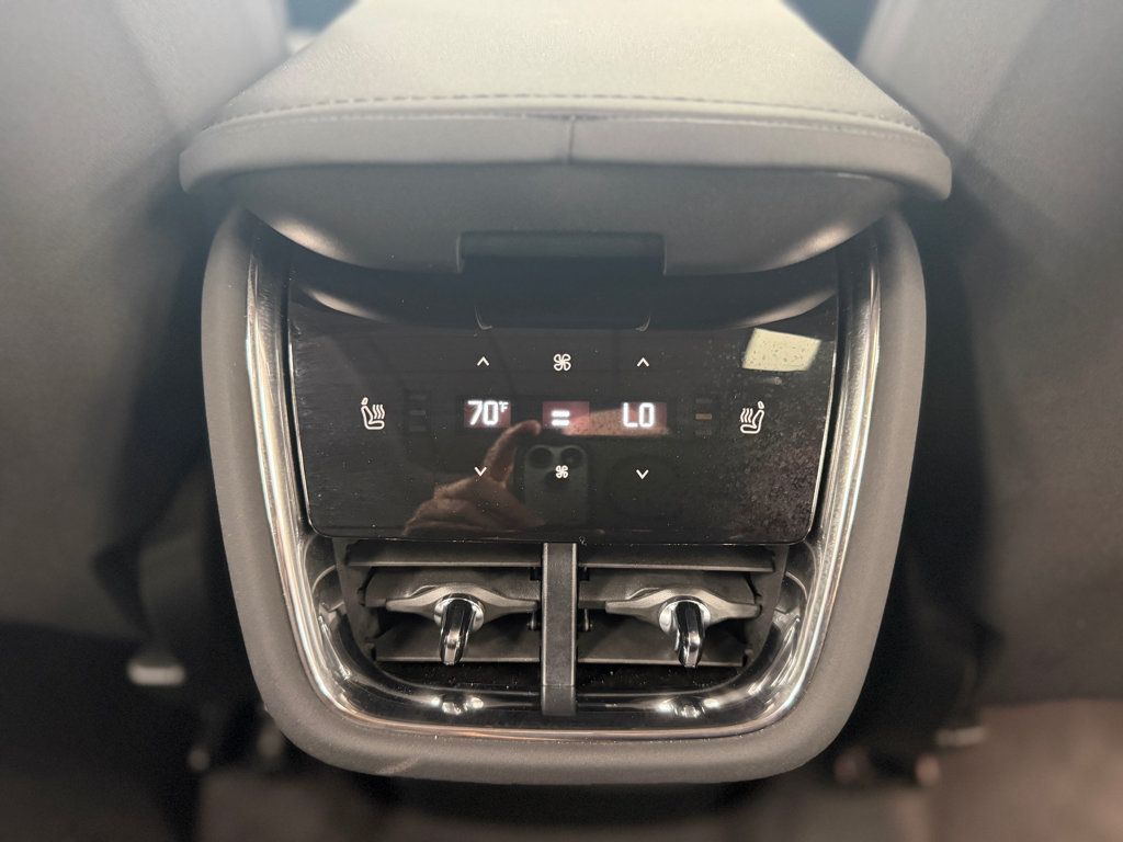 2025 Volvo EX90 Twin Motor Performance Ultra 7-Seater - 23048521 - 36