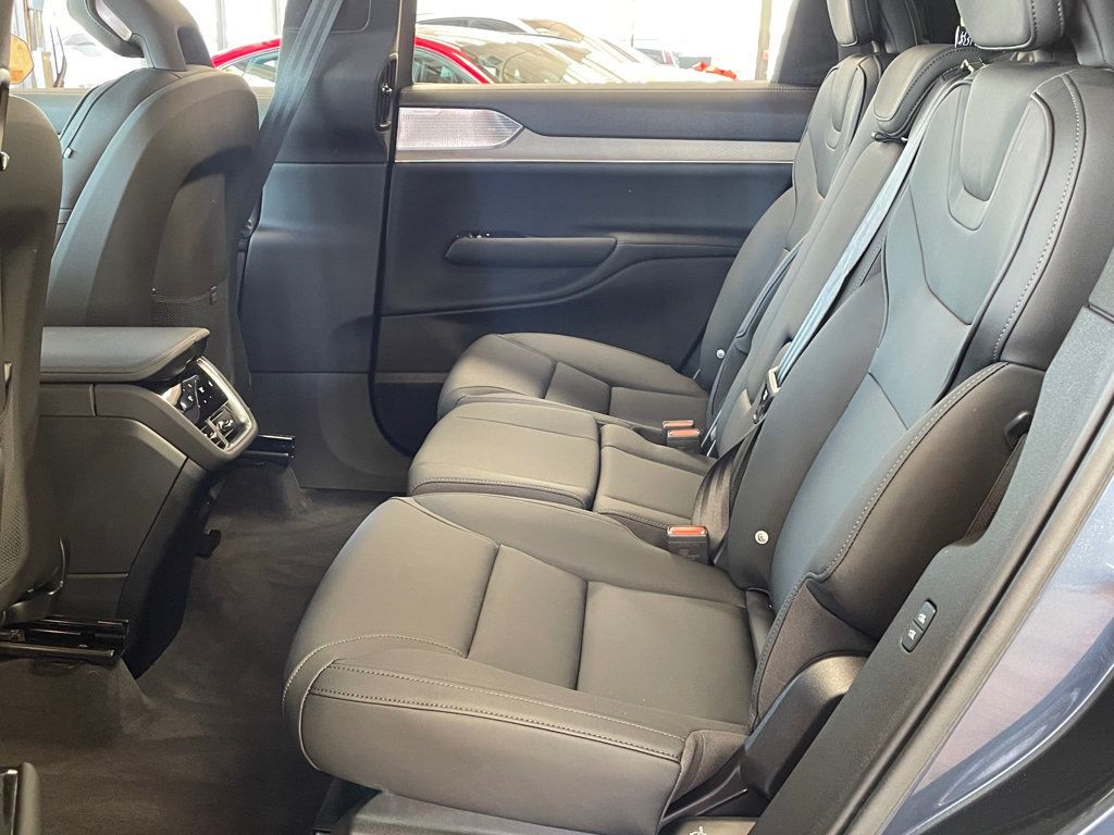 2025 Volvo EX90 Twin Motor Performance Ultra 7-Seater - 23048525 - 16