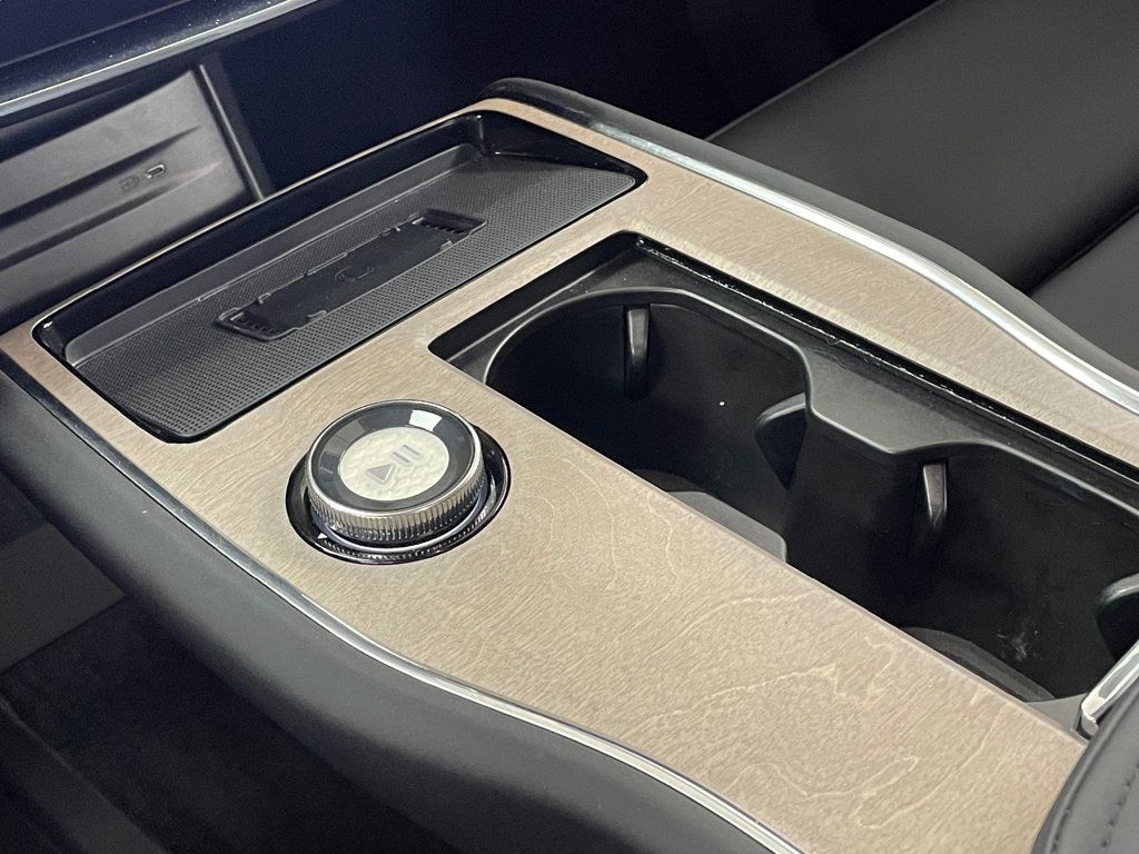 2025 Volvo EX90 Twin Motor Performance Ultra 7-Seater - 23048525 - 32