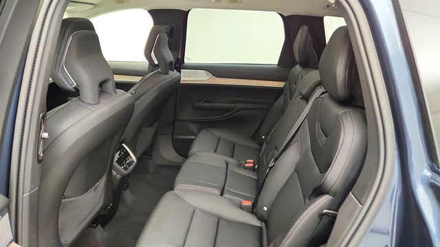 2025 Volvo EX90 Twin Motor Performance Ultra 7-Seater w/ Bowers & Wilkins - 23044003 - 19