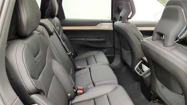 2025 Volvo EX90 Twin Motor Performance Ultra 7-Seater w/ Bowers & Wilkins - 23044003 - 22