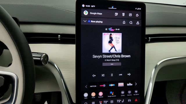 2025 Volvo EX90 Twin Motor Performance Ultra 7-Seater with B&W Premium Sound - 22955632 - 17