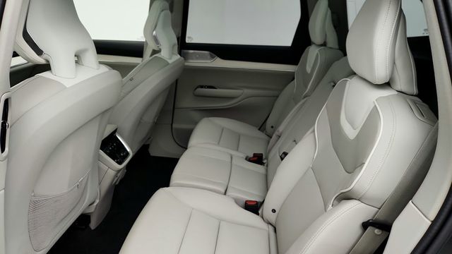 2025 Volvo EX90 Twin Motor Performance Ultra 7-Seater with B&W Premium Sound - 22955632 - 20