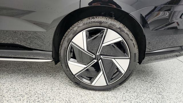 2025 Volvo EX90 Twin Motor Performance Ultra 7-Seater with B&W Premium Sound - 22955632 - 8