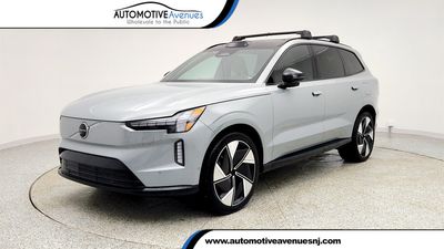 2025 Volvo EX90