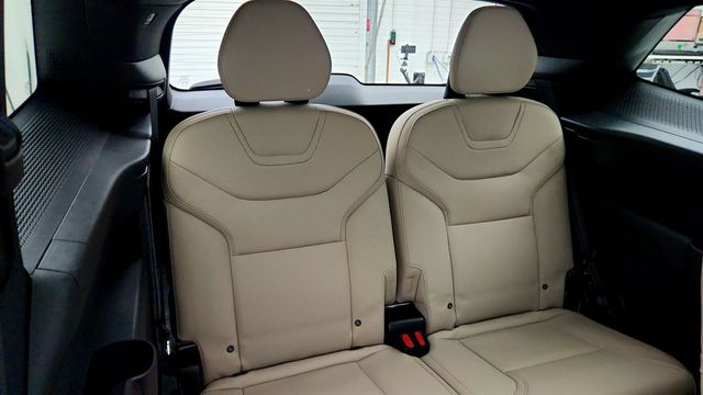 2025 Volvo EX90 Twin Motor Plus 6-Seater - 23053035 - 17